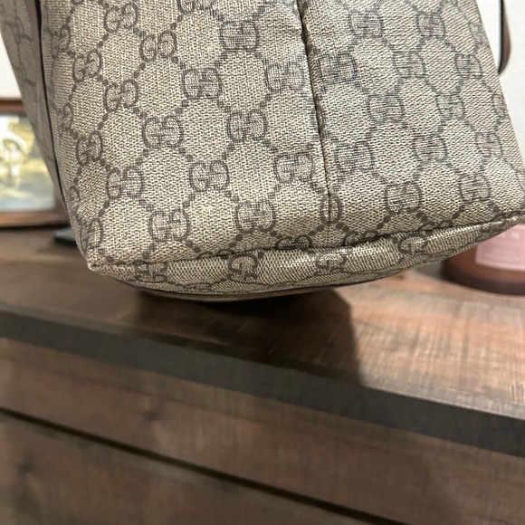 Gucci Brown Monogram Tote Bag - Picture 6 of 11